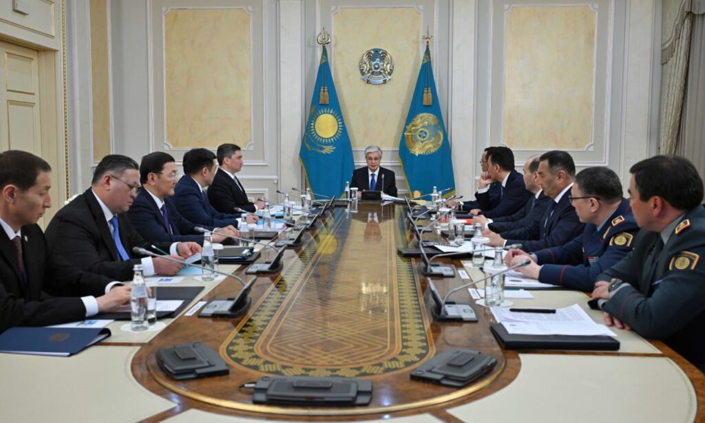 Көлік министрі Қарабаев сөгіс алды