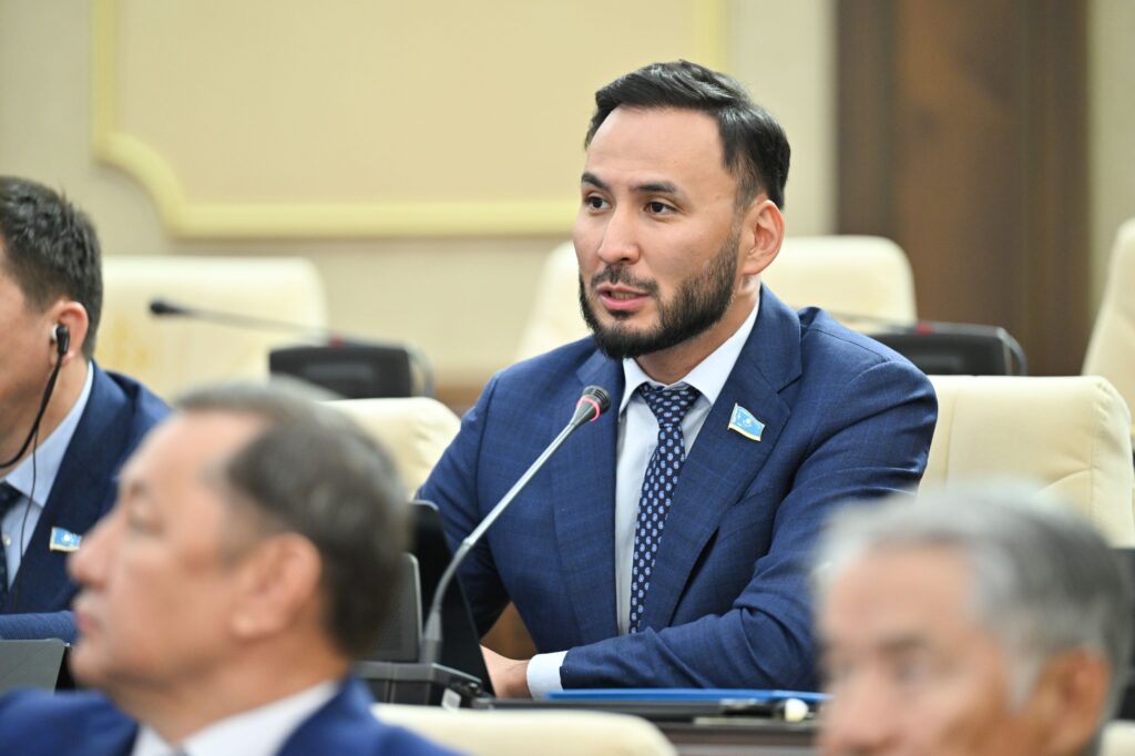Қазақстаннан 15 млрд доллар шығарылған