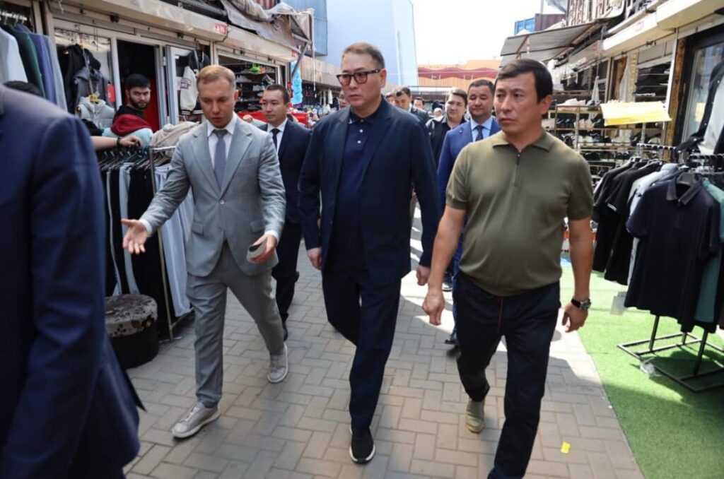 Министр торговли провёл инспекцию рынков Караганды
