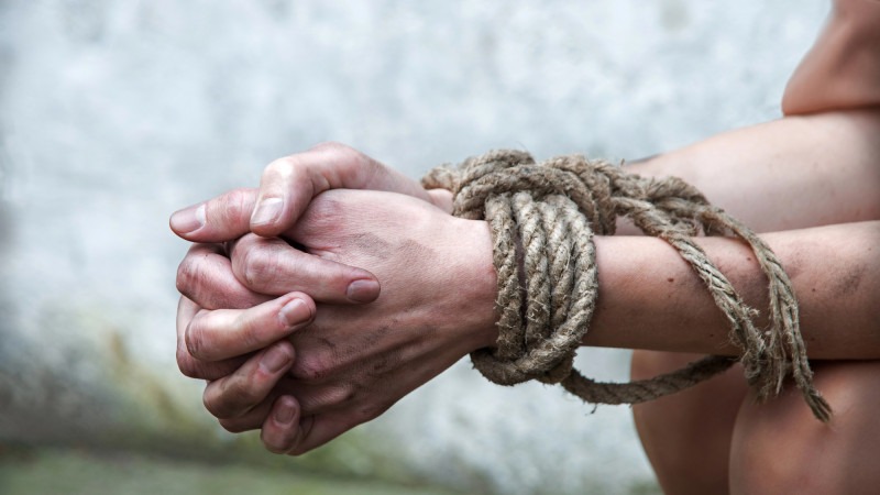 «Связали и волокли по степи»: резонансное дело о гибели женщины дошло до суда