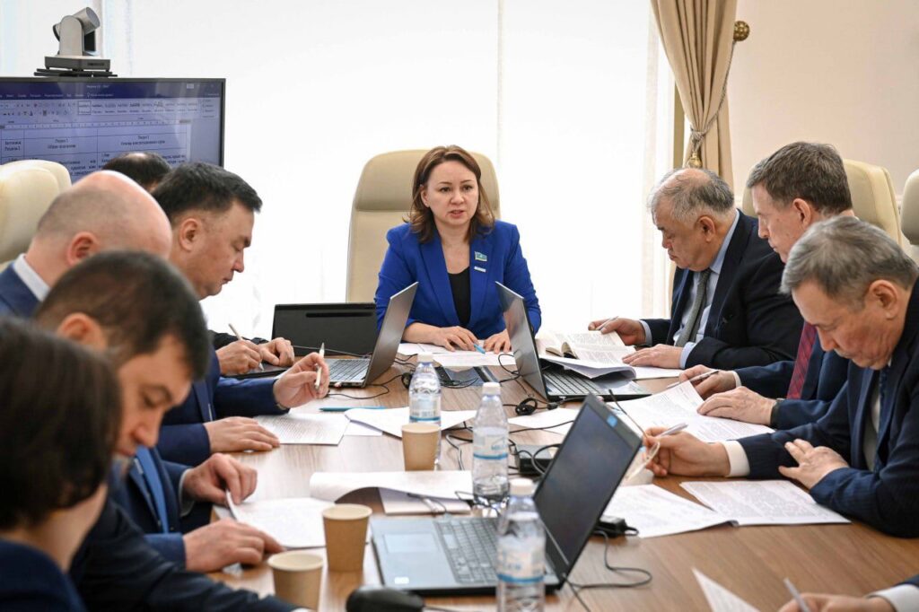 В Казахстане предлагают сократить срок задержания без суда и обязать разъяснять права