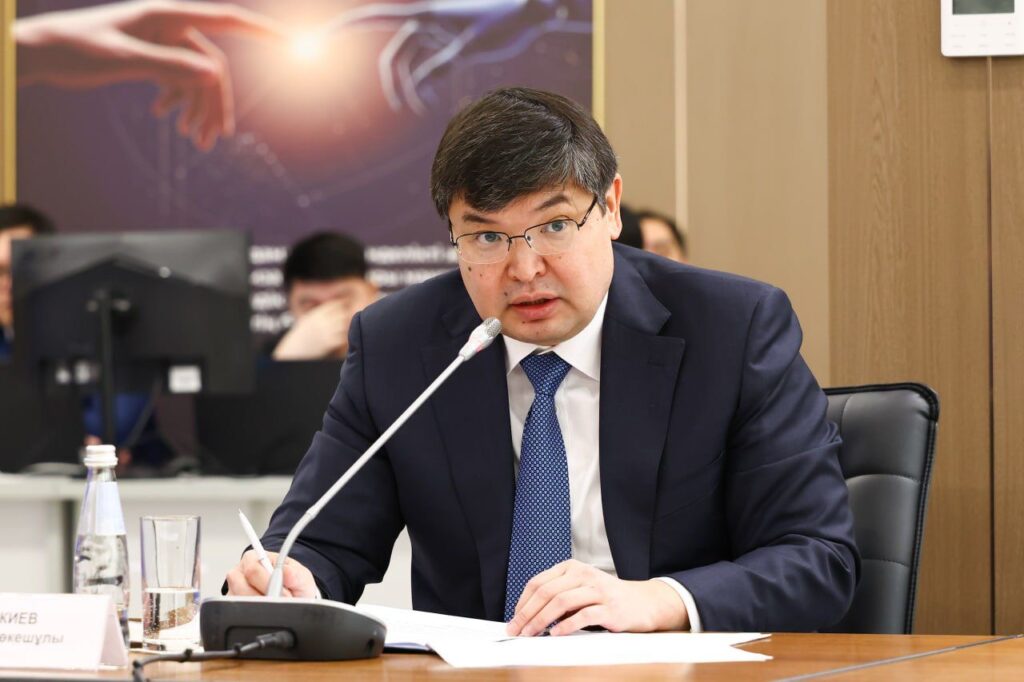 Жекеменшік мектептер: білім бе, бизнес пе?