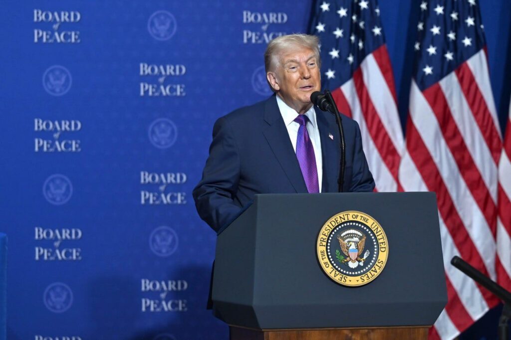 «Произойдут плохие вещи»: Трамп дал Ирану 10 дней на решение по ядерной сдел