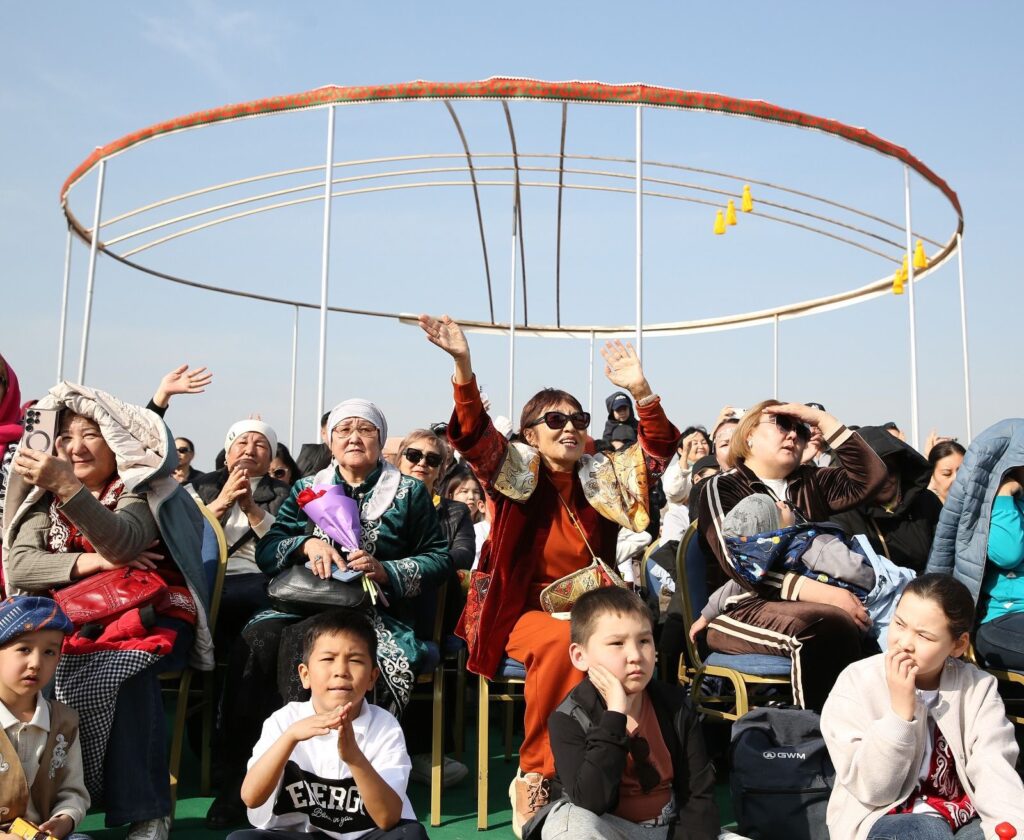 Самый большой шанырак: в Алматы в дни Наурыза установлен мировой рекорд