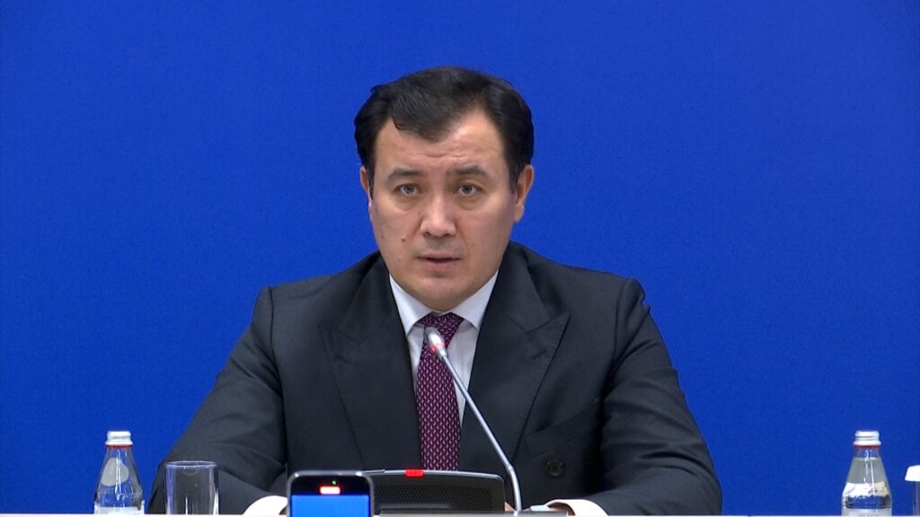 Қазақстан әйелдер мен балаларды бірінші кезекте эвакуациялайды