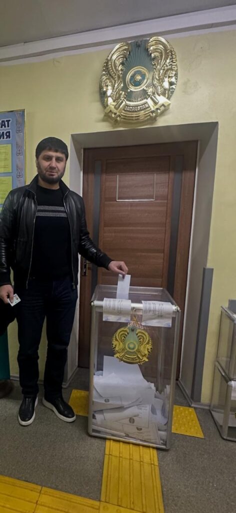 Олимпиада жүлдегері Ислам Байрамуков референдумға қатысты