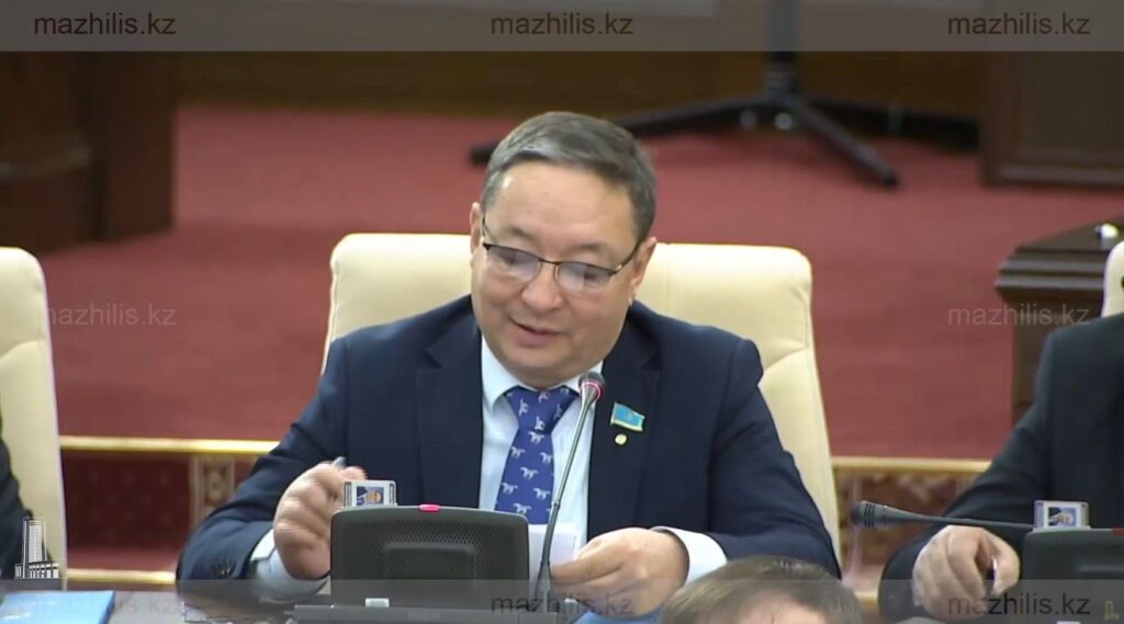 Жол құрлысының пайдасын кім көріп жатыр?