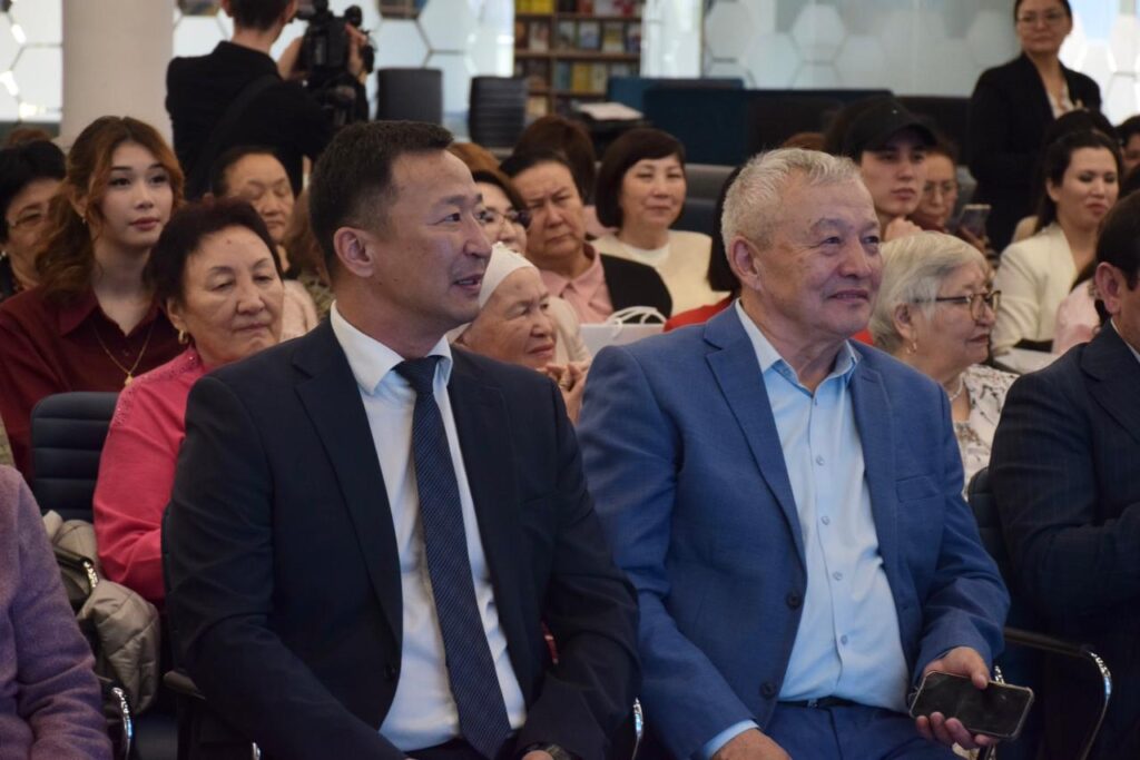 Алматыда мәдени қос мереке: Ұлттық кітап күні мен Кітапханашылар күні атап өтілді