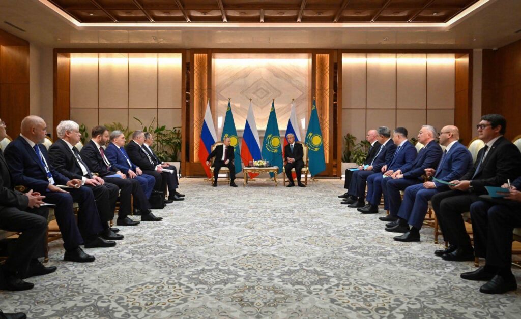 Зачем Путин прилетел в Астану: что стоит за государственным визитом