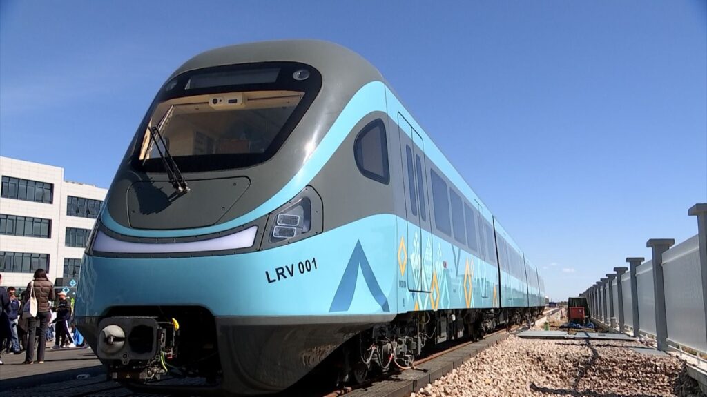Астанада көптен күткен LRT 16-17 мамыр күндері жолаушы тасымалын бастайды