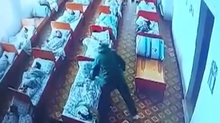 В детсаду Актюбинской области спящему ребёнку повредили лицо: сотрудницу отстранили от работы